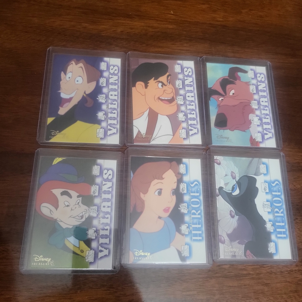 Disney Villains and Heroes Trading Cards Set